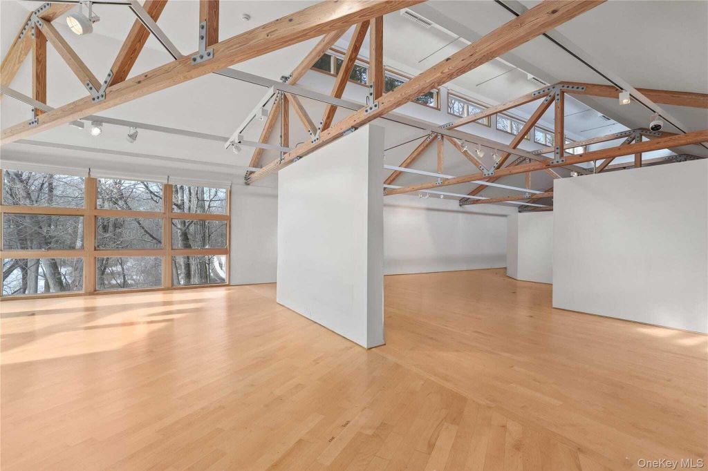 Property photo 2 of 25 <Alttext/>