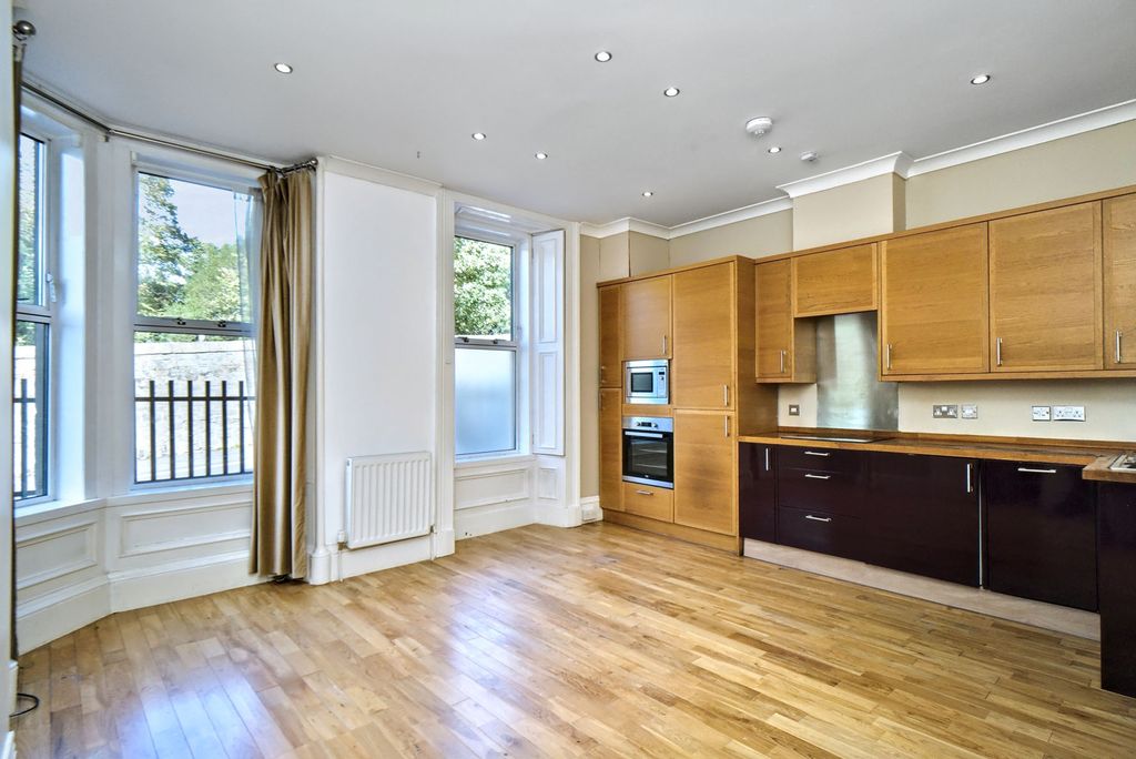 Property photo 3 of 13 Property Image 3