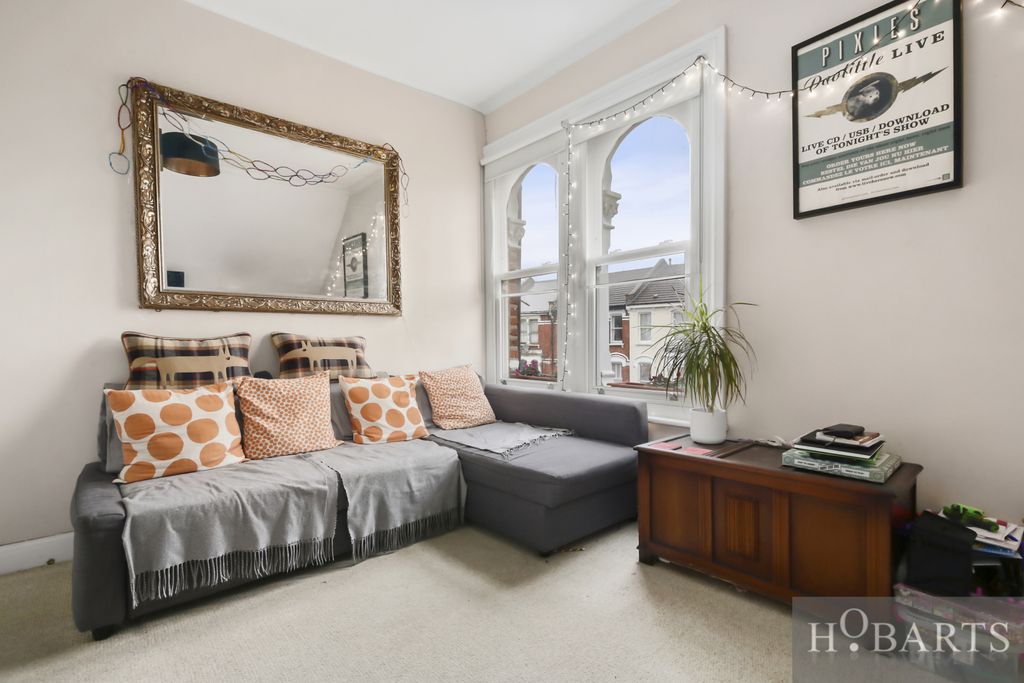 Property photo 3 of 12 Gallery