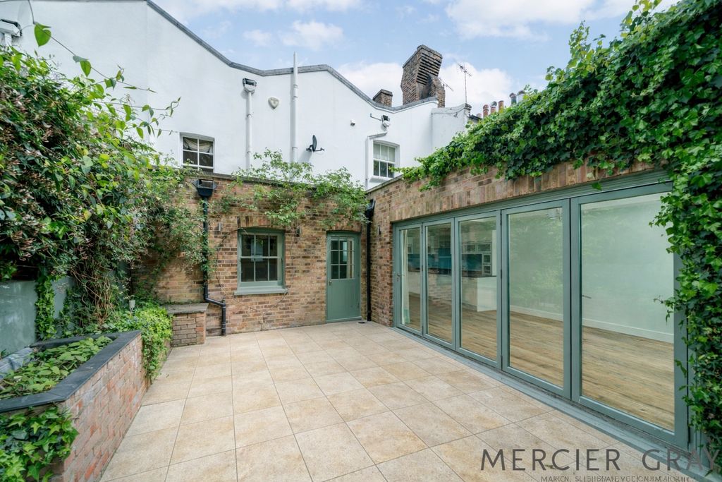 Property photo 1 of 21 Photo 3