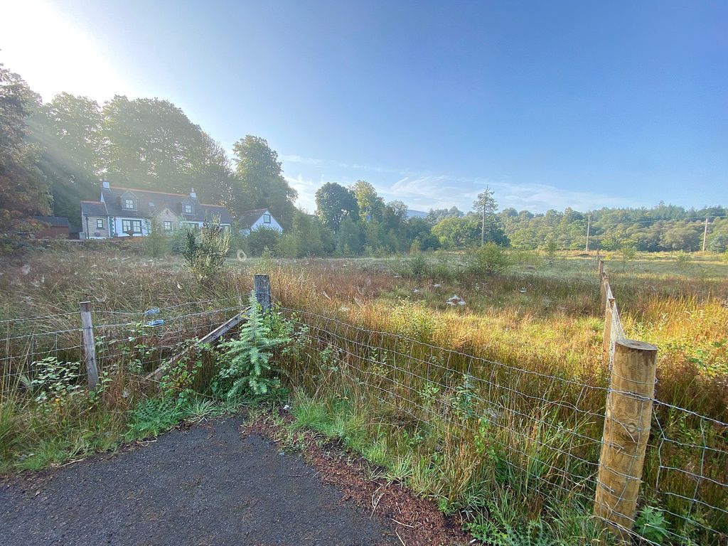 Property photo 3 of 11