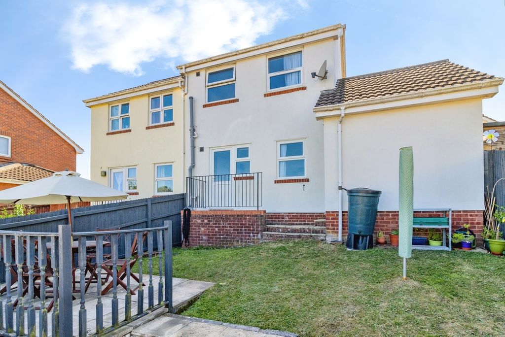 Property photo 2 of 19 Pbox-Img.Jpg