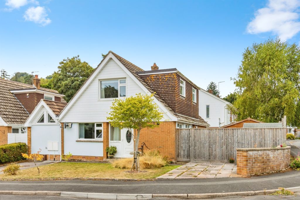 Property photo 1 of 17