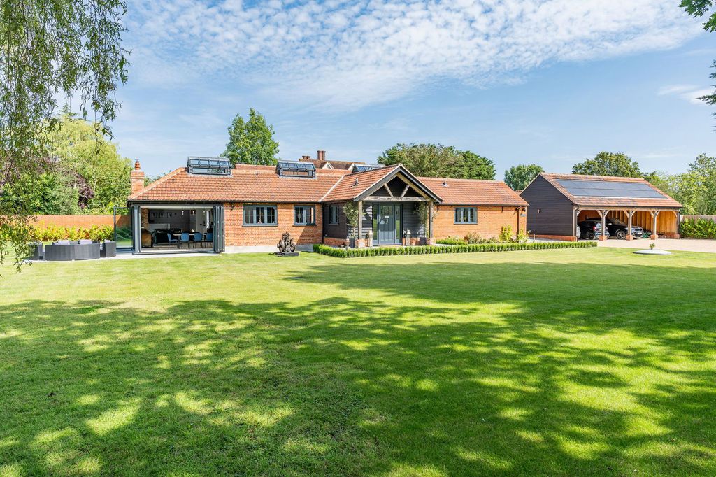 Property photo 3 of 75