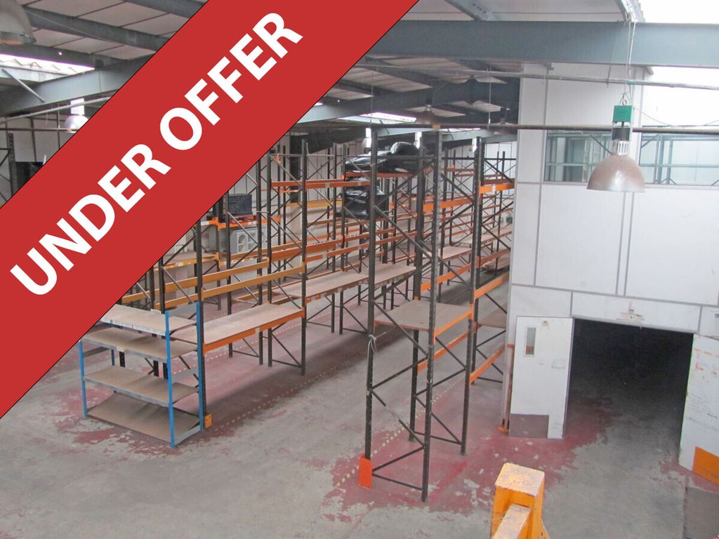 Property photo 3 of 8 29, Uckfield