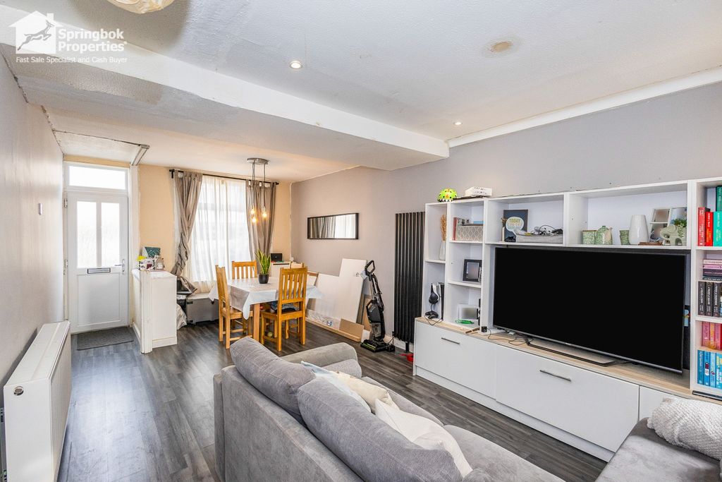 Property photo 3 of 14 Image 2