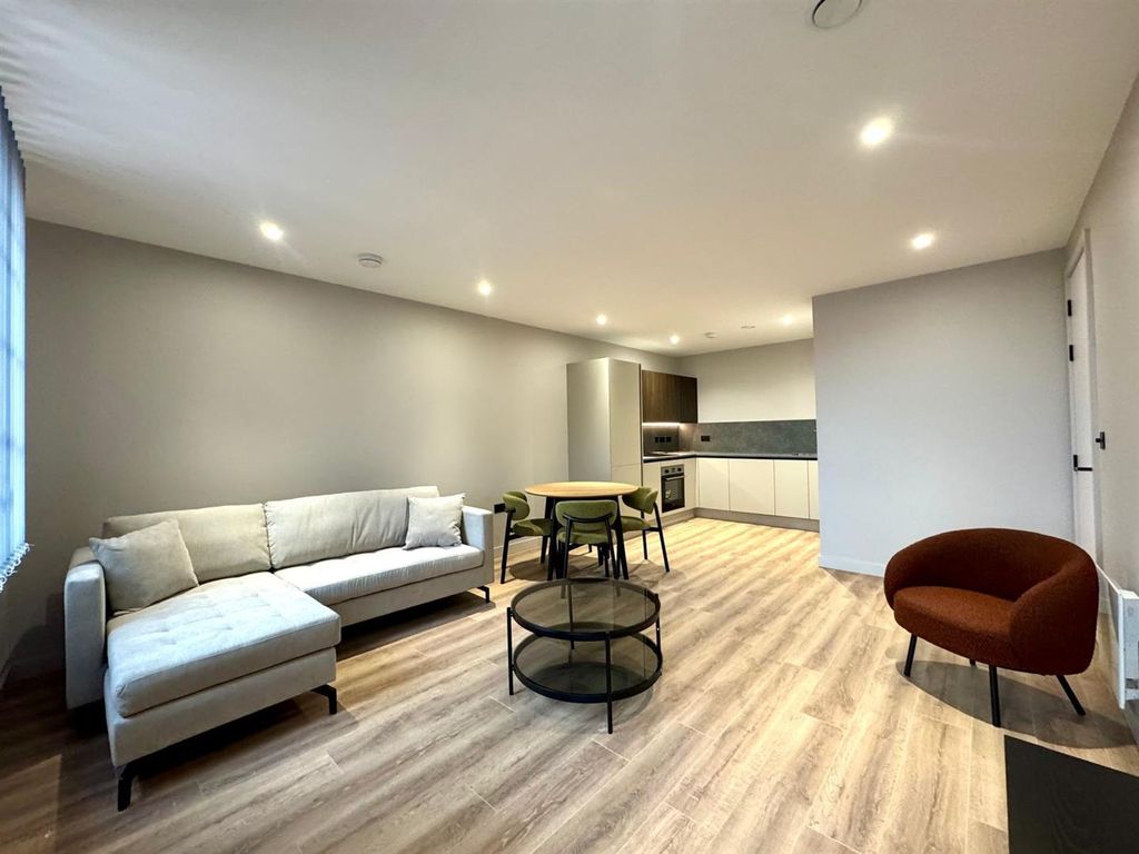 Property photo 2 of 11 Lounge Pic 2