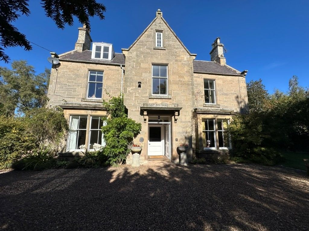 Property photo 1 of 45