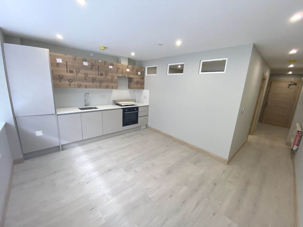 Property photo 1 of 4