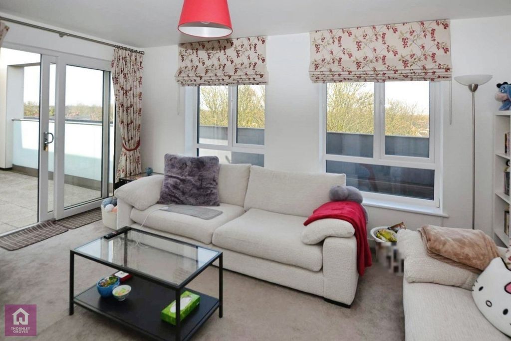 Property photo 3 of 14 Pbox-Img.Jpg