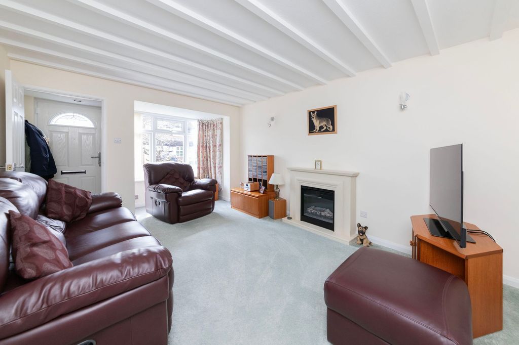 Property photo 2 of 14