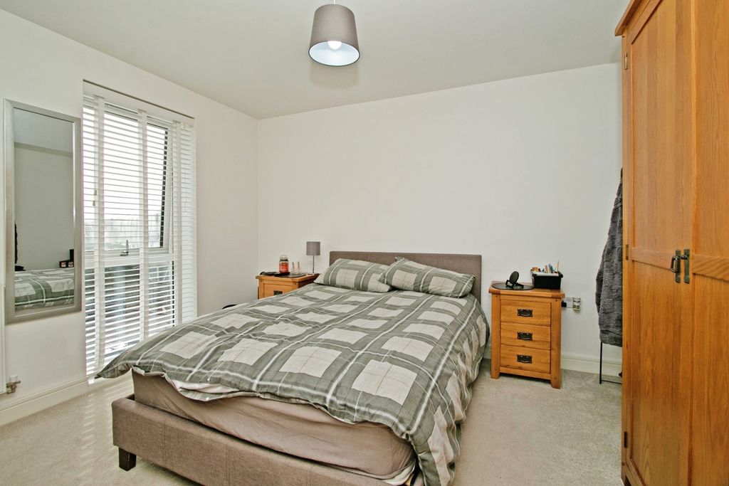 Property photo 2 of 12 Pbox-Img.Jpg