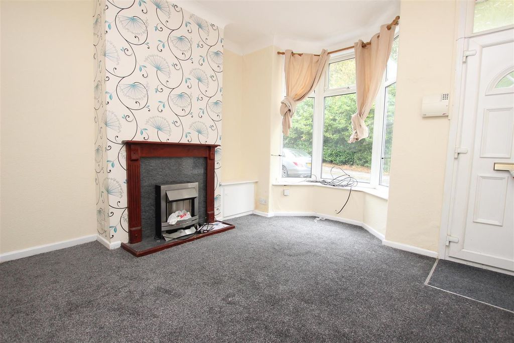Property photo 2 of 5