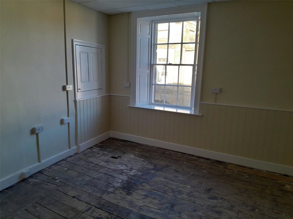Property photo 2 of 4 Picture No. 05