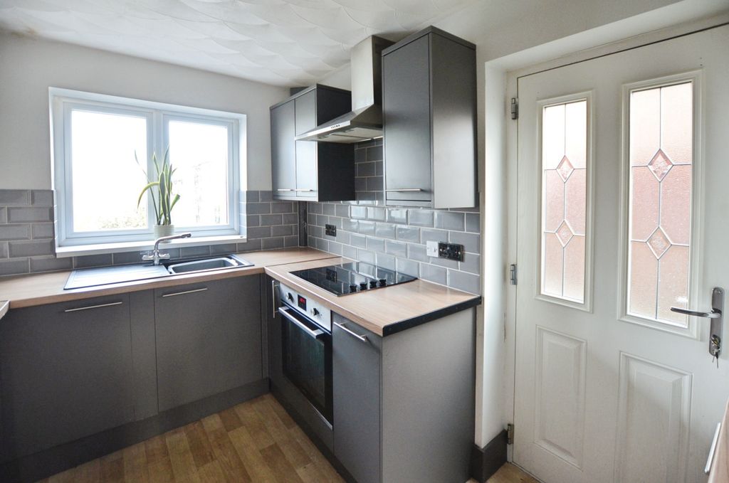 Property photo 2 of 15 D404Eccc-Img_4186