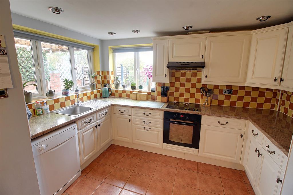 Property photo 2 of 11 Img_7811 - Copy-Img_7813 - Copy.Jpg