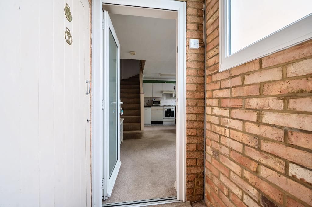 Property photo 3 of 16 External