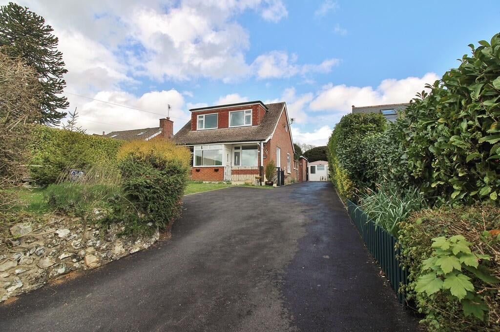 Property photo 1 of 25