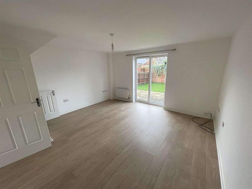 Property photo 3 of 8 Img_0971.Jpg