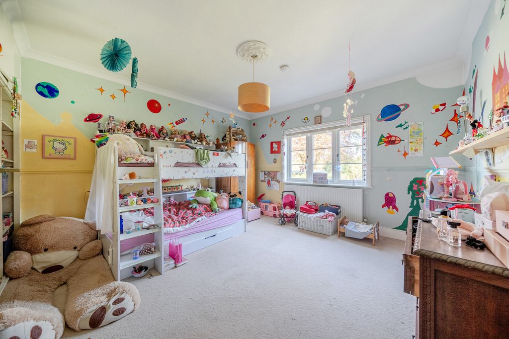 Additional image 15 of 5 bed semi-detached house for saleLoseley Lane, Liphook GU30