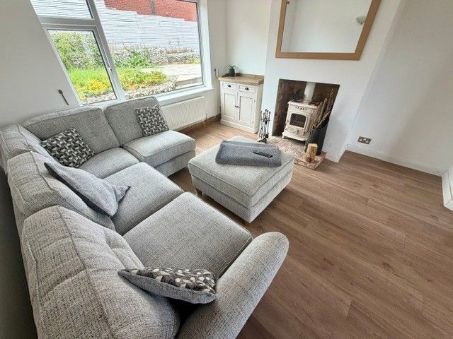 Property photo 3 of 13