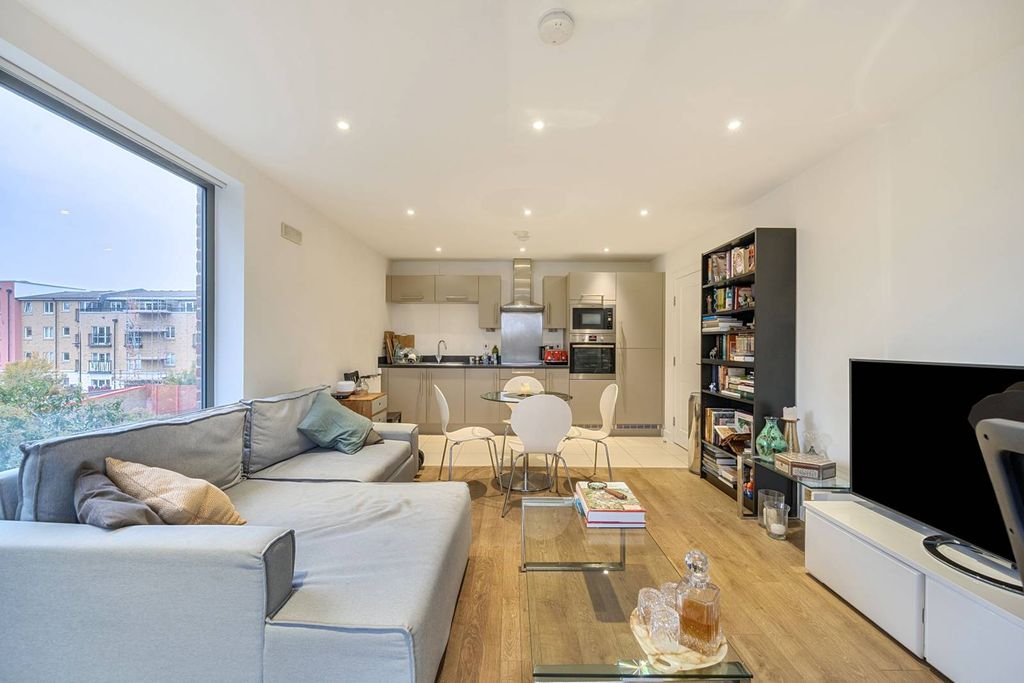 Property photo 1 of 13