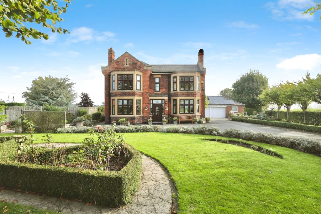 Property photo 2 of 22