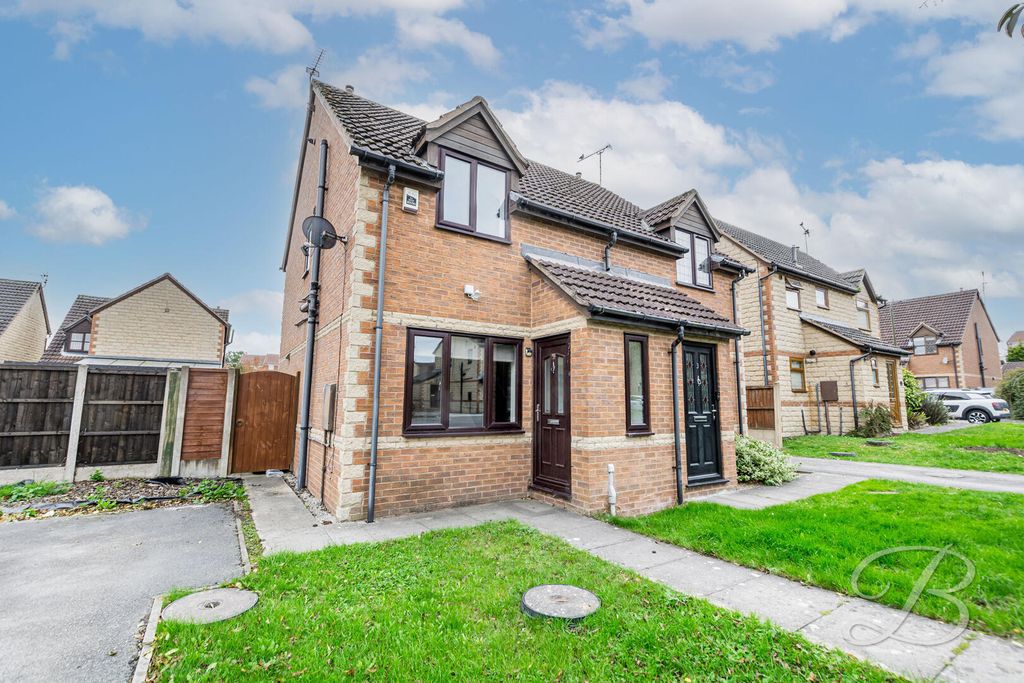 Property photo 1 of 17 Front (Exterior)