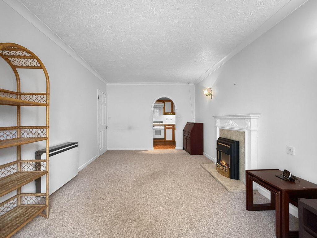 Property photo 3 of 10