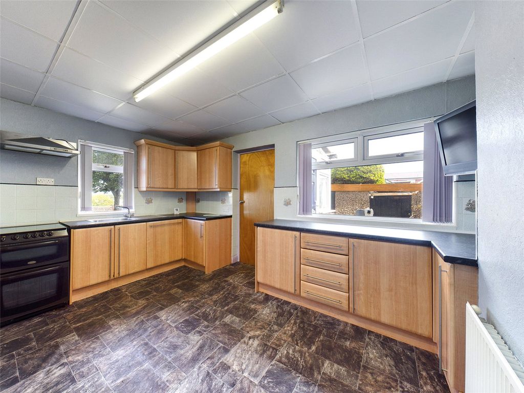 Property photo 2 of 10 Picture No. 03