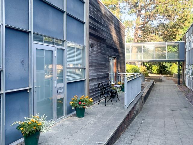 Property photo 3 of 15 Aslin Court