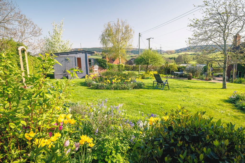 Property photo 3 of 30 Picture No. 68