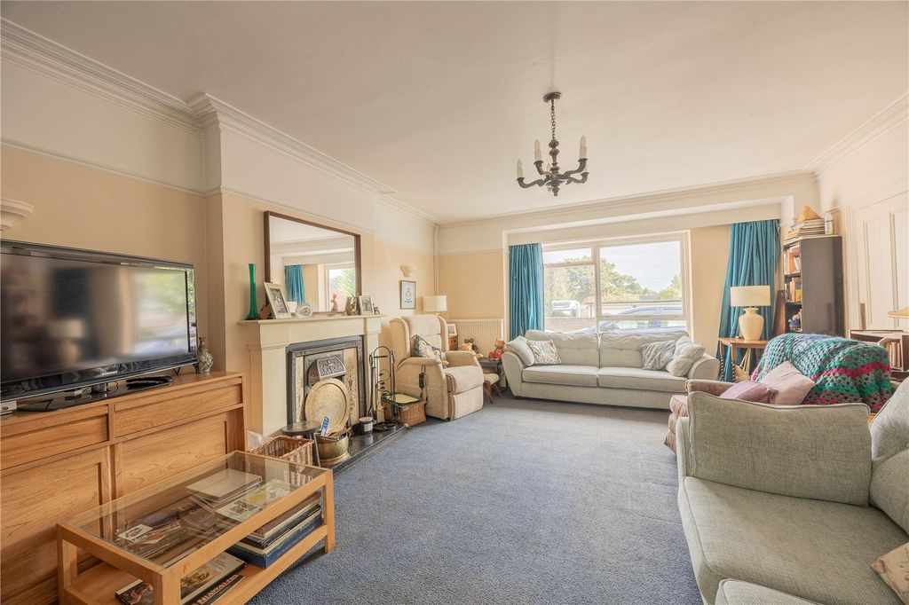 Property photo 3 of 22 Picture No. 12