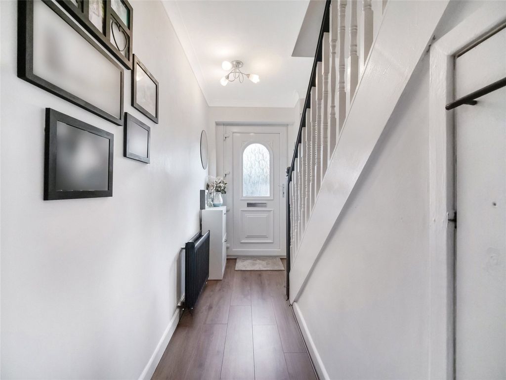 Property photo 3 of 24 Picture No. 03