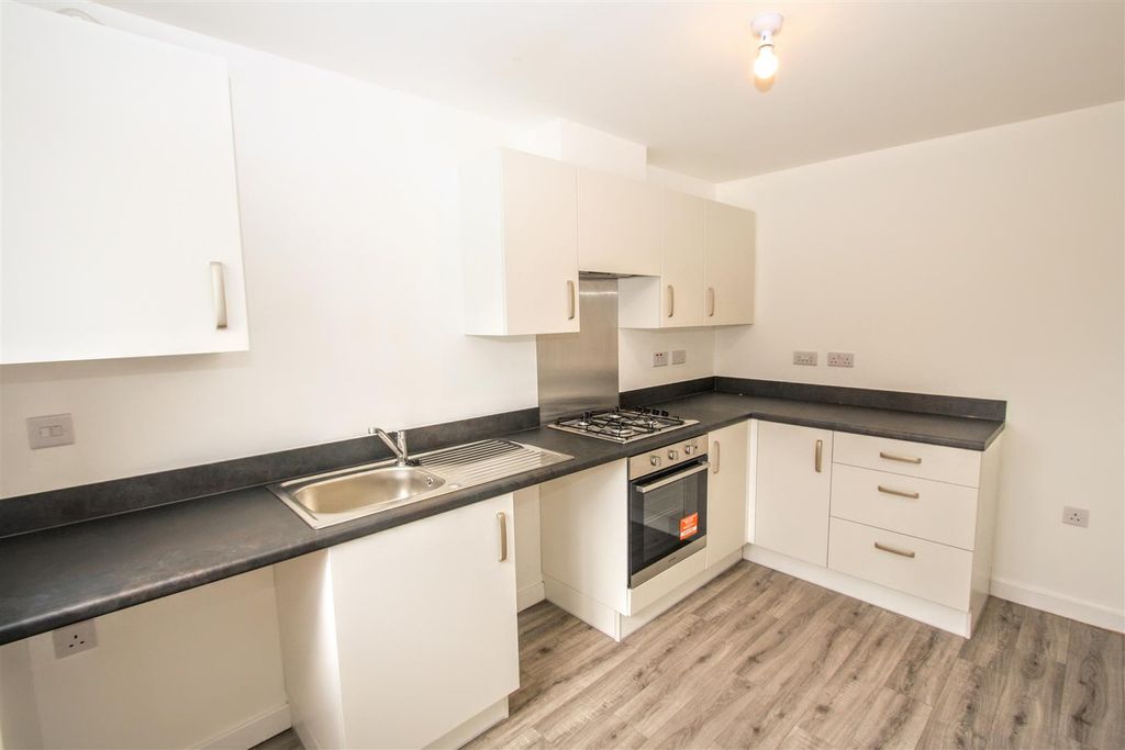 Property photo 1 of 14 Kitchen