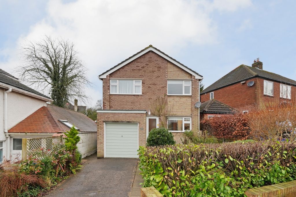 Property photo 1 of 22 Front External