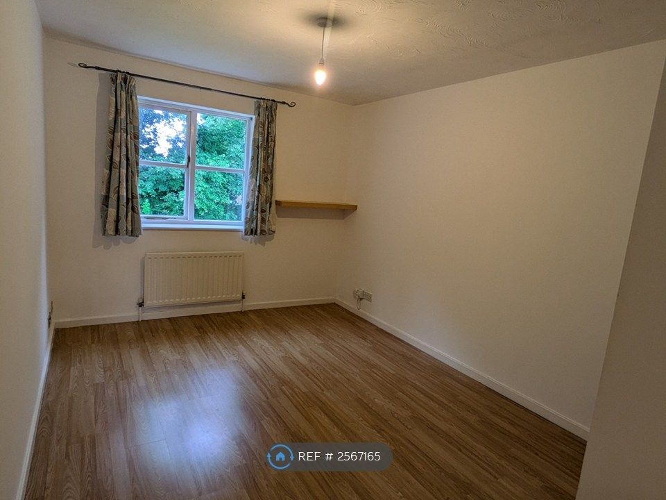 Property photo 3 of 6