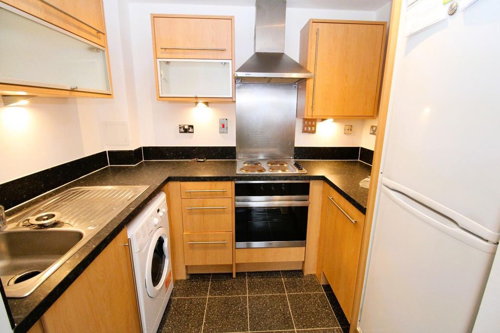 Property photo 3 of 13 003.Jpg