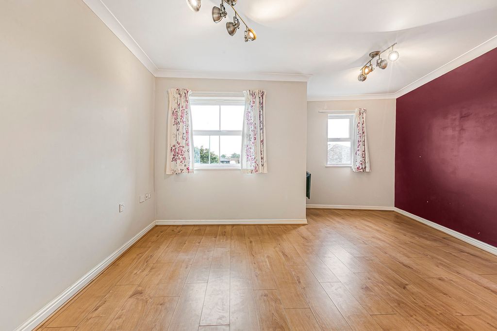 Property photo 2 of 7 Reception Room