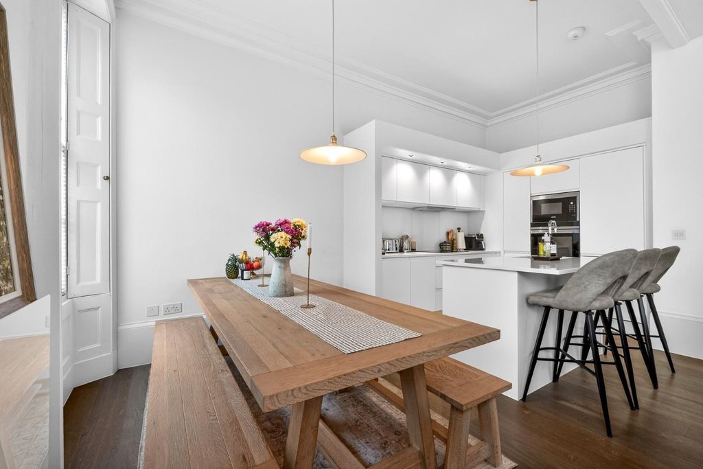 Property photo 2 of 23 Pnmb0010.Jpg