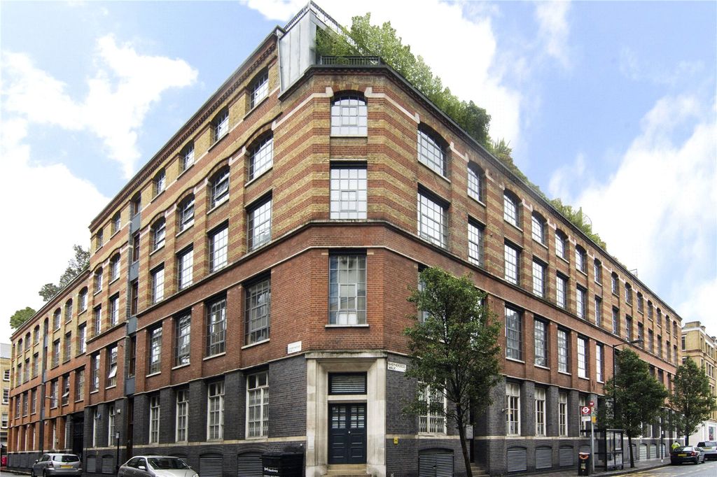 Property photo 1 of 16 Exterior