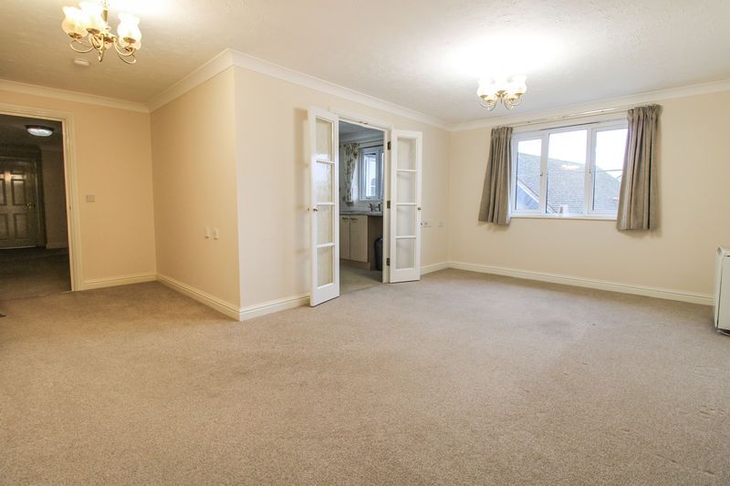 Property photo 2 of 16 Living Room