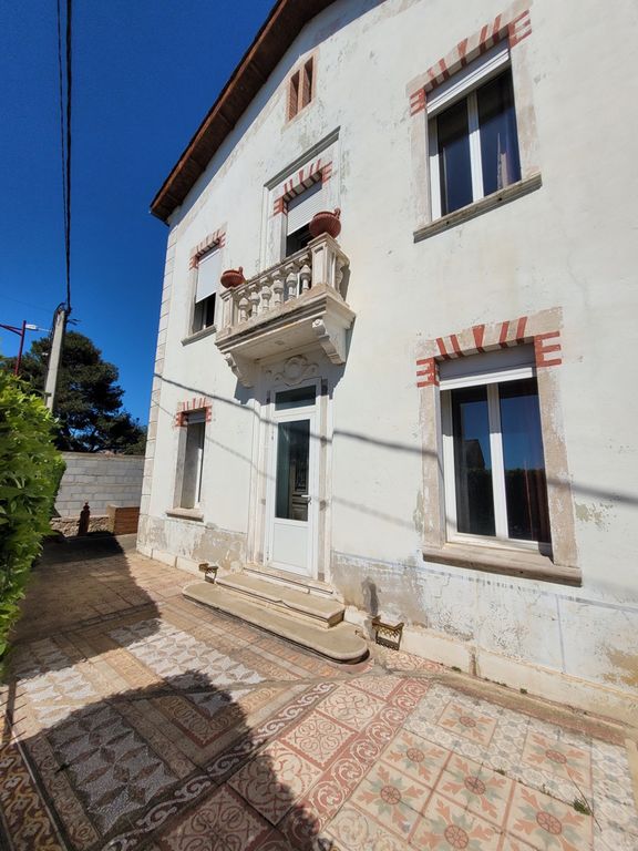 Property photo 2 of 26