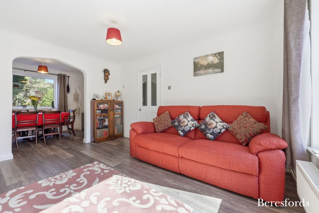 Property photo 3 of 32 Picture No. 05