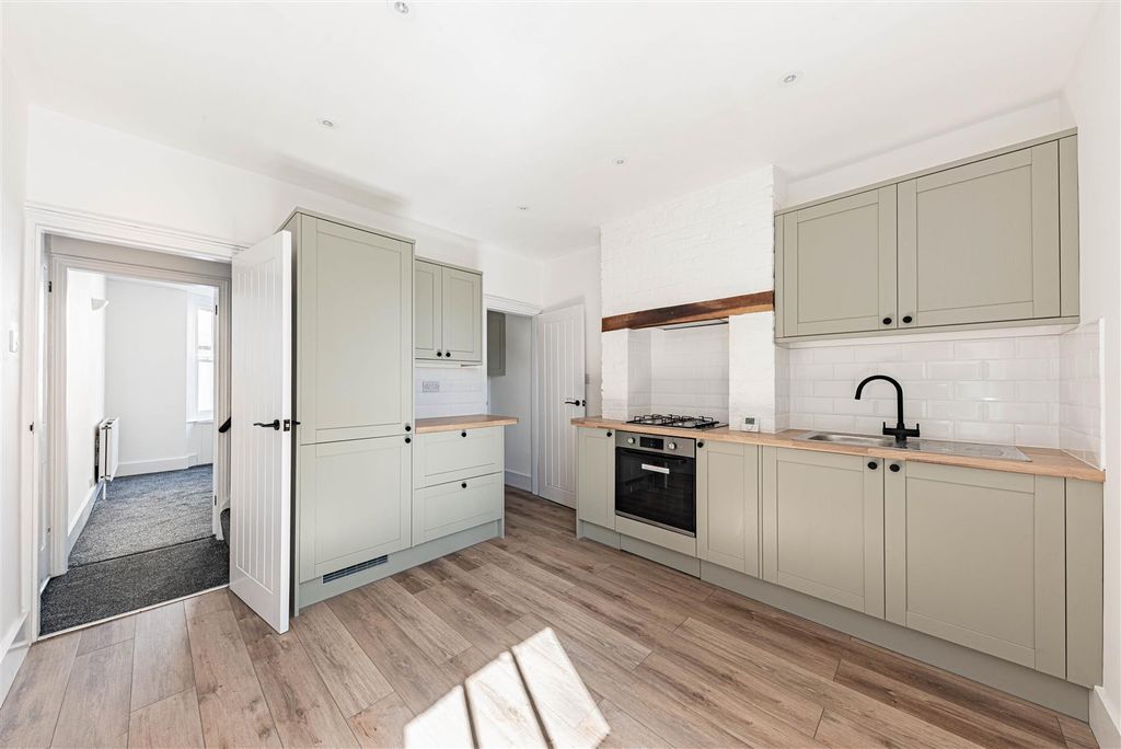 Property photo 2 of 15 L J Imaging-16.Jpg