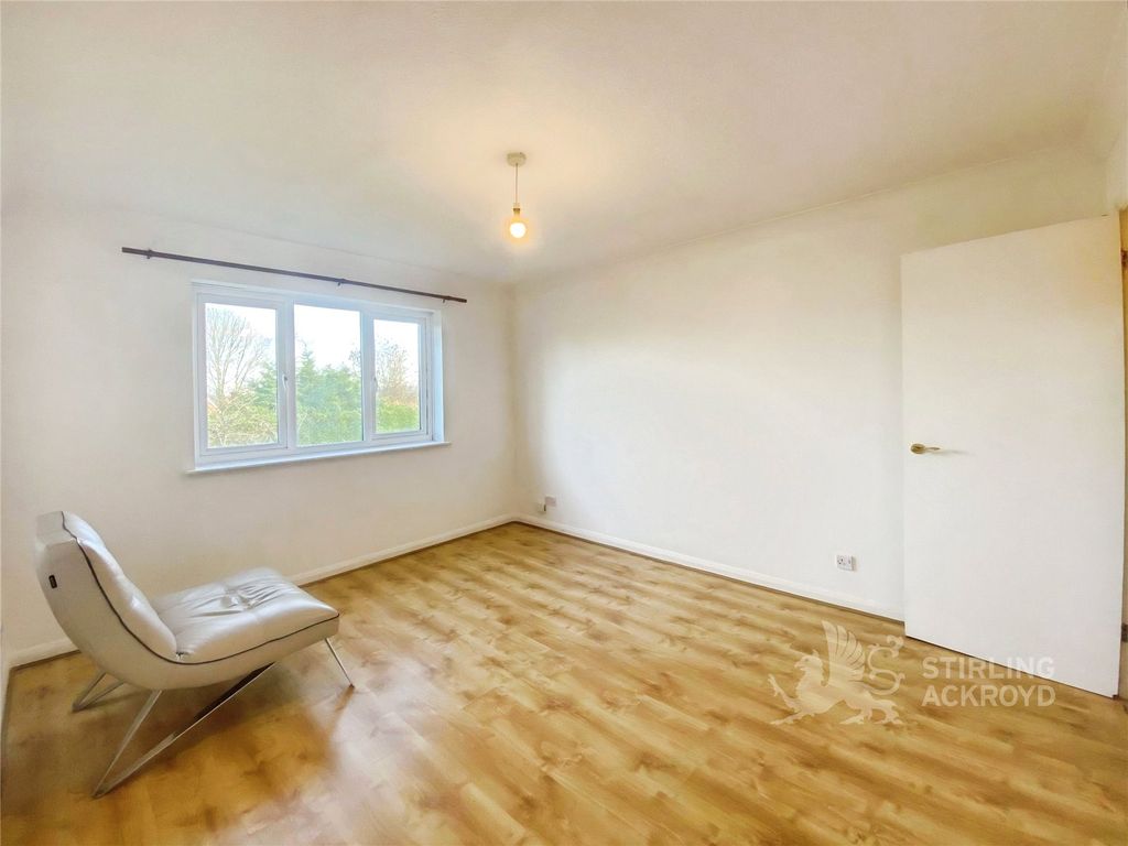 Property photo 2 of 5 Reception