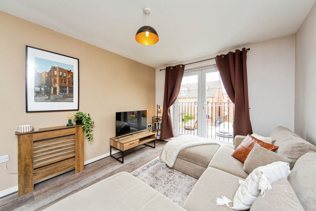 Property photo 2 of 19 Pbox-Img.Jpg
