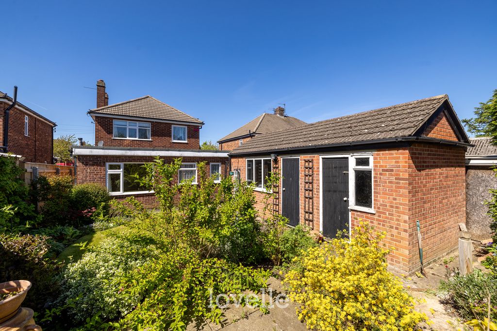 Property photo 2 of 30