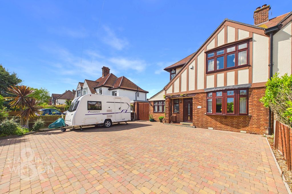 Additional image 39 of 4 bed semi-detached house for saleWarren Road, Gorleston, Great Yarmouth NR31