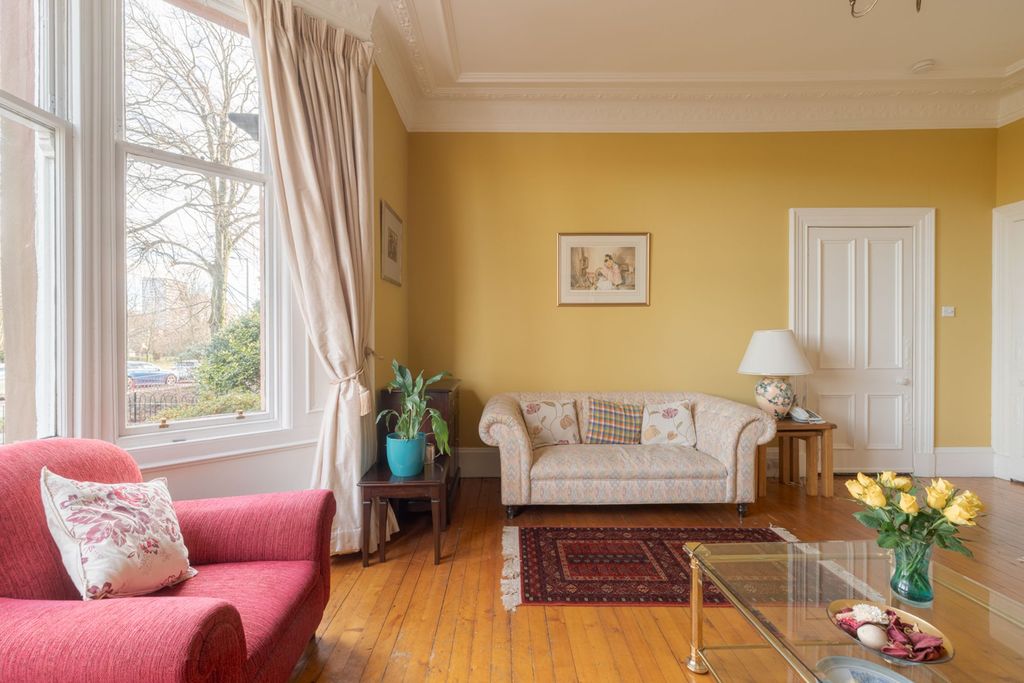 Property photo 3 of 33